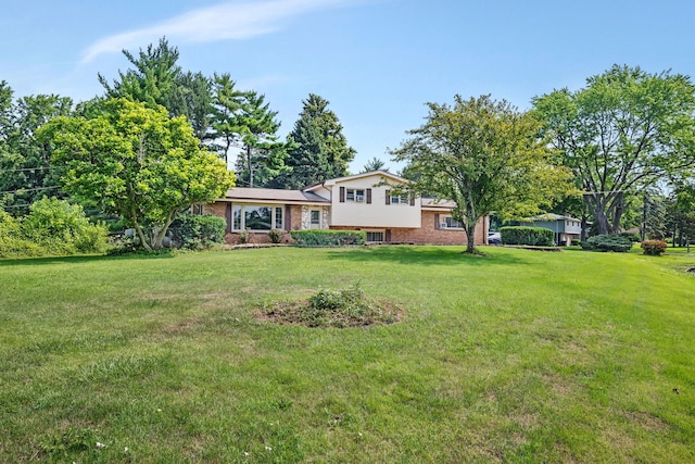20W260 Meadow Ln, Lemont, IL 60439 - photo 1