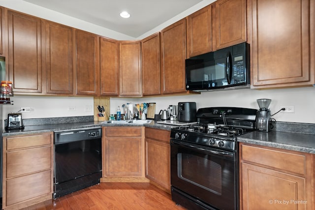 410 S Jade Ln, Round Lake, IL 60073 - photo 14