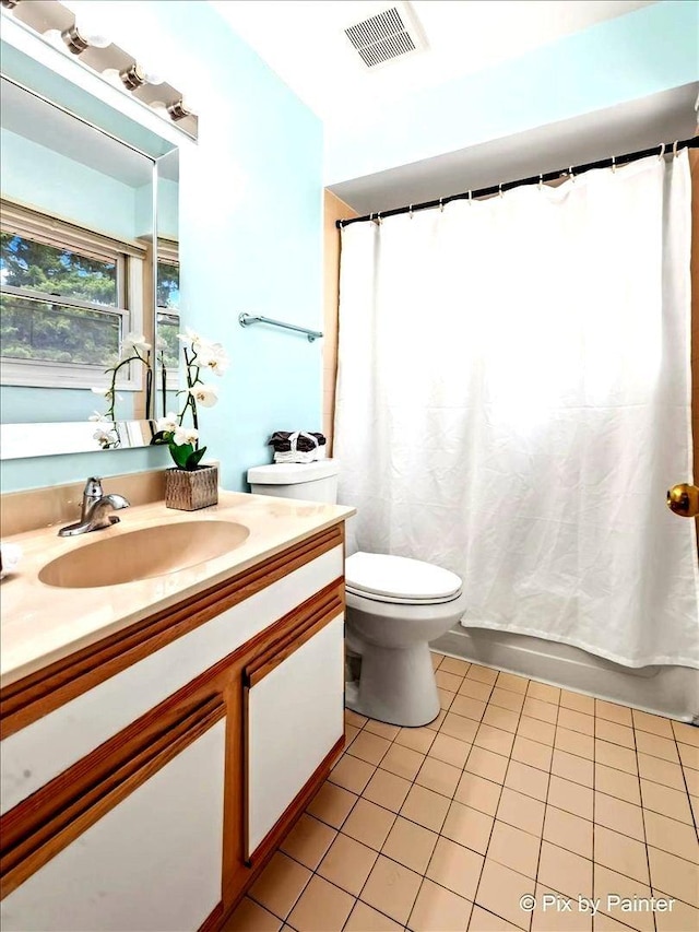 2012 Newport Cir, Hanover Park, IL 60133 - photo 13