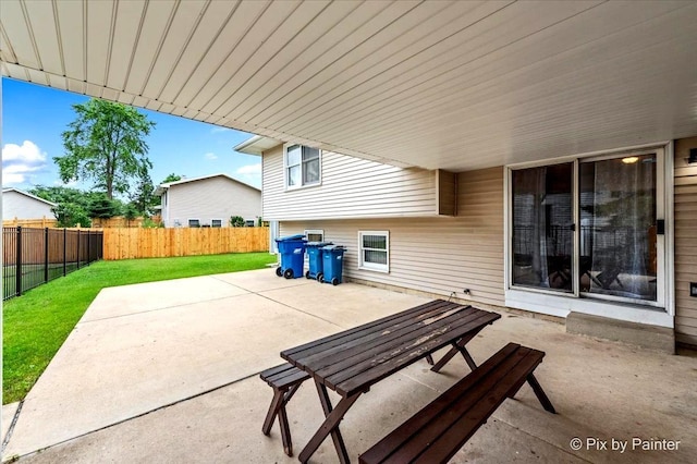 2012 Newport Cir, Hanover Park, IL 60133 - photo 28