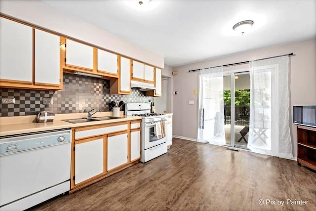 2012 Newport Cir, Hanover Park, IL 60133 - photo 7