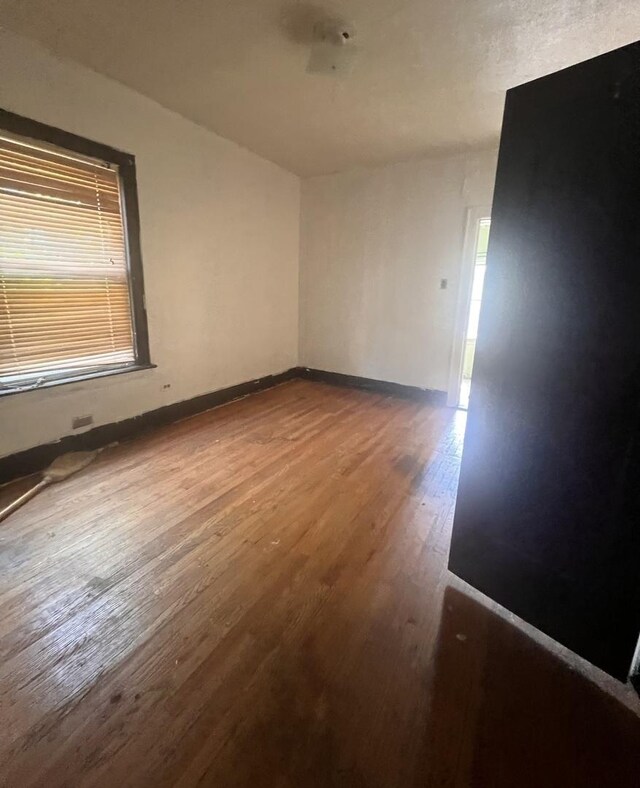 8039 S Ingleside Ave, Chicago, IL 60619 - photo 10