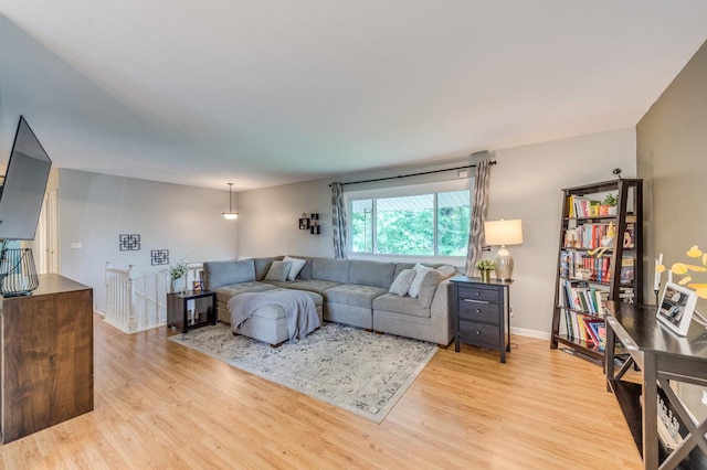 655 Oklahoma Cir, Elk Grove Village, IL 60007 - photo 6