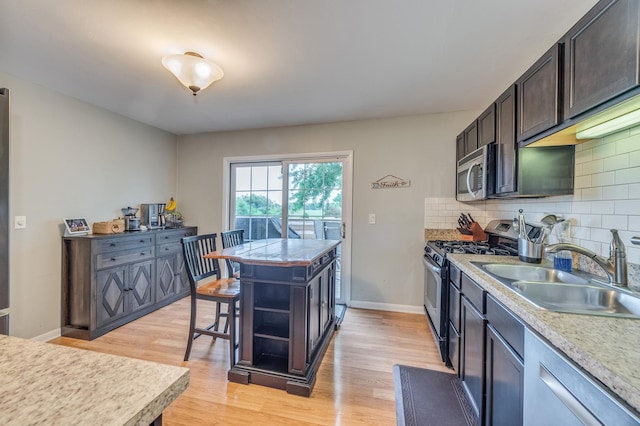 655 Oklahoma Cir, Elk Grove Village, IL 60007 - photo 10