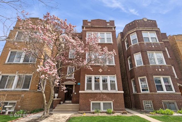 5017 N California Ave, Chicago, IL 60625 - photo 2