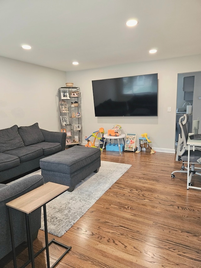 180 E NW Hwy Unit F, Des Plaines, IL 60016 - photo 2