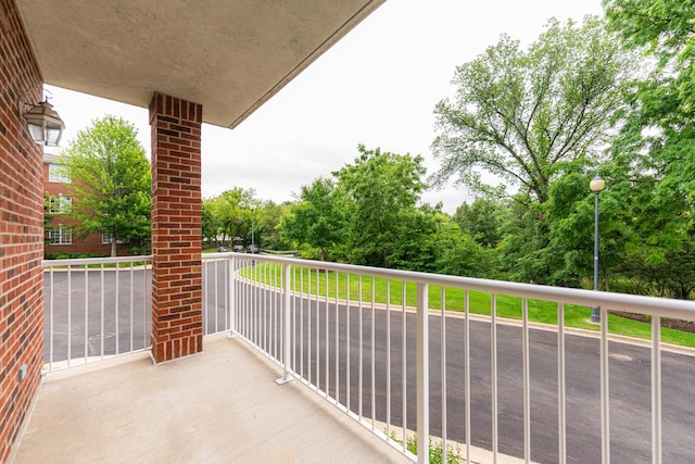 541 N Hough St Unit 102, Barrington, IL 60010 - photo 3