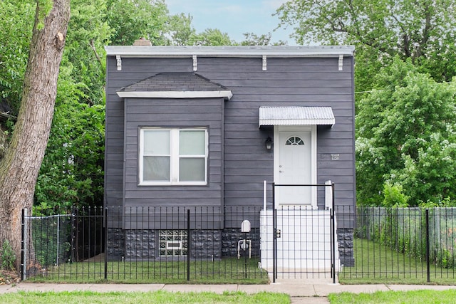 8545 S Vincennes Ave, Chicago, IL 60620 - photo 1