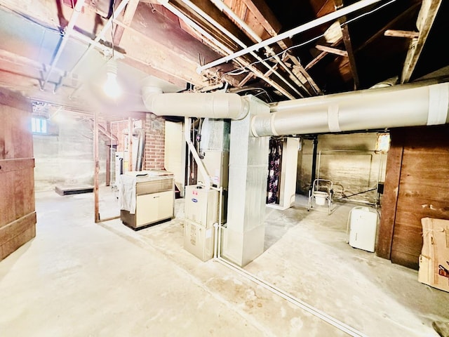 215 W Washington St, Streator, IL 61364 - photo 14