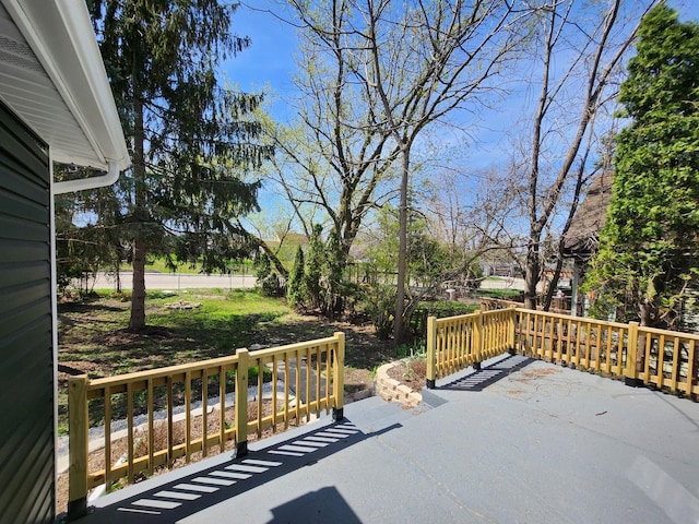 13 E Lake Shore Dr, Round Lake Park, IL 60073 - photo 4