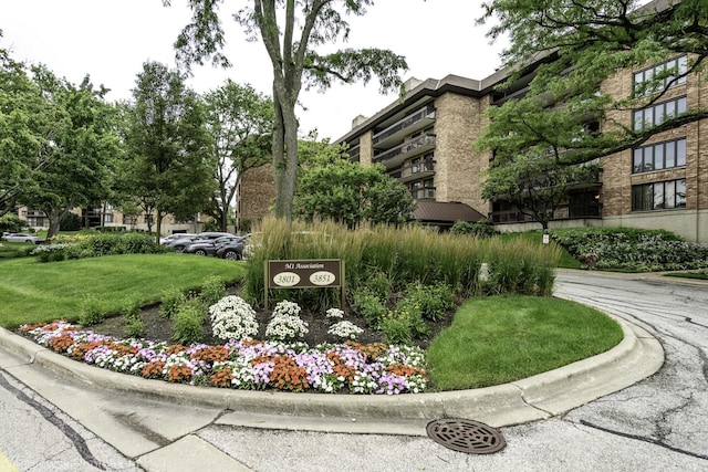 3801 Mission Hills Rd Unit 204, Northbrook, IL 60062 - photo 2