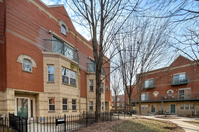 4530 S Woodlawn Ave Unit 102, Chicago, IL 60653 - photo 1