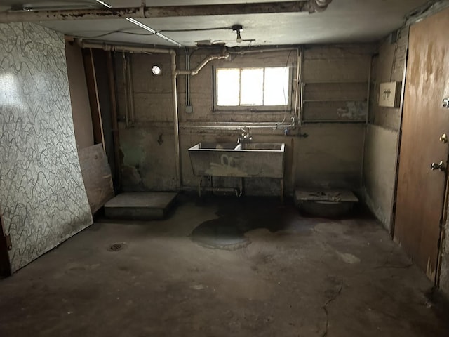 8351 S Paxton Ave, Chicago, IL 60617 - photo 29