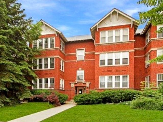 120 N Austin Blvd Unit S-3, Oak Park, IL 60302 - photo 1