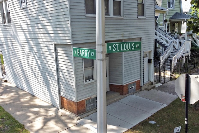 3100 N Saint Louis Ave, Chicago, IL 60618 - photo 2