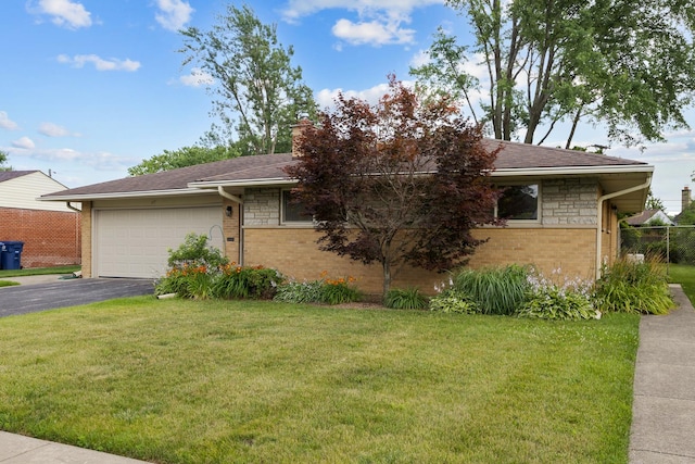 301 Lance Dr, Des Plaines, IL 60016 - photo 1