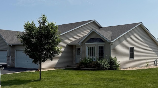 1133 Golf Ct, Dekalb, IL 60115 - photo 1