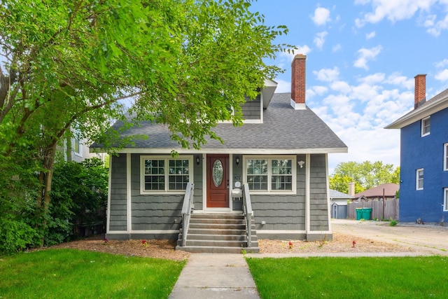 907 Glenwood Ave, Joliet, IL 60435 - photo 2