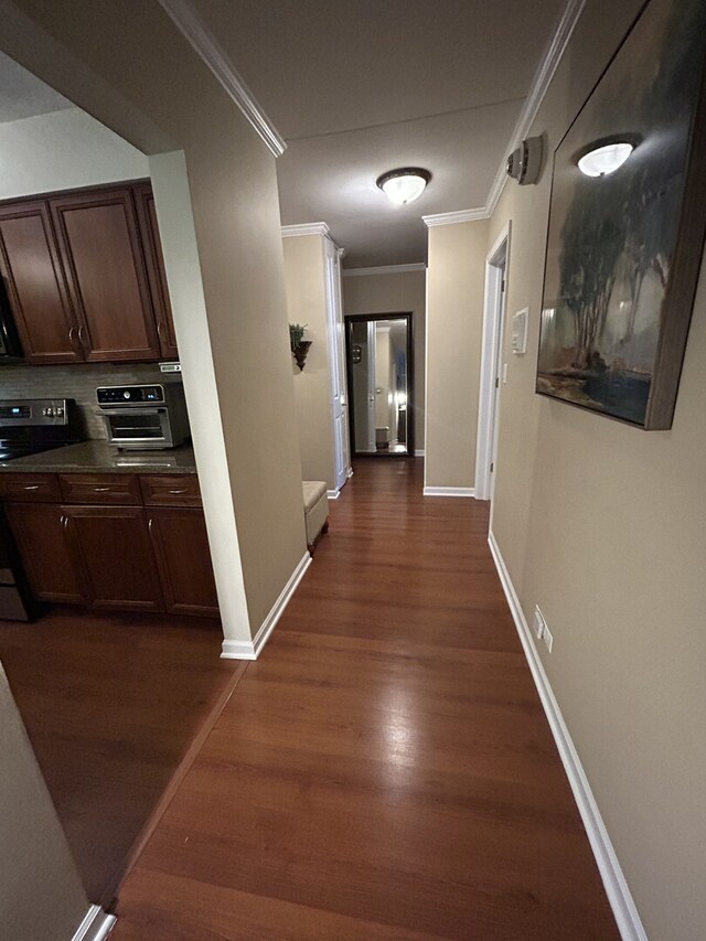 320 Claymoor Rd Unit 2D, Hinsdale, IL 60521 - photo 5
