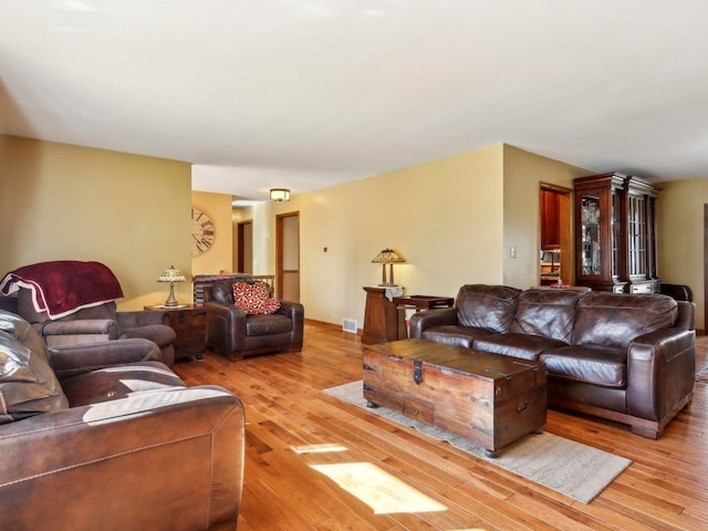 512 N Forest Dr, Addison, IL 60101 - photo 8