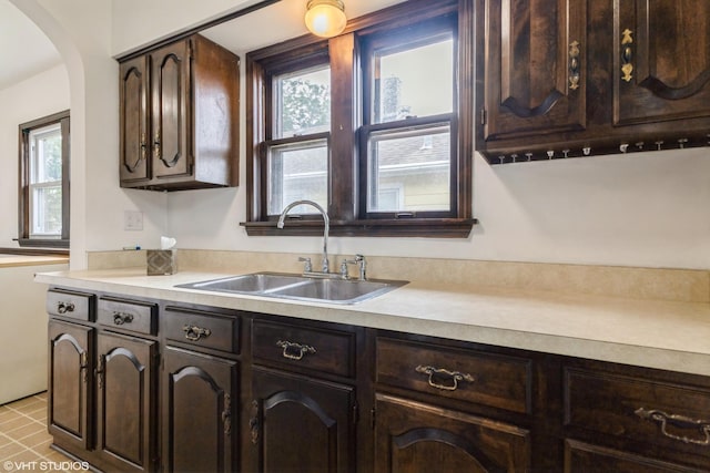 913 Kelly Ave, Joliet, IL 60435 - photo 7
