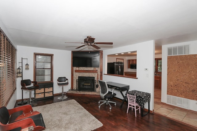 653 Eastview St, Elgin, IL 60120 - photo 3