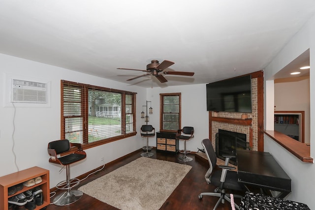 653 Eastview St, Elgin, IL 60120 - photo 4