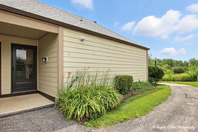 3338 Berwyn Ave Unit 95, North Chicago, IL 60064 - photo 1