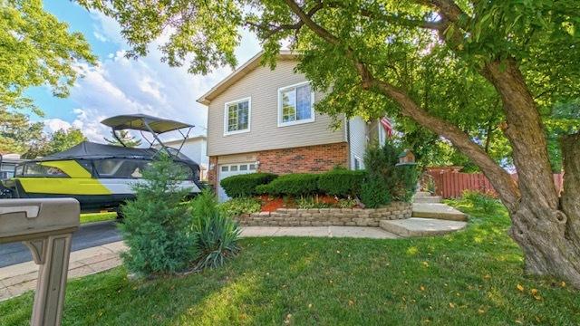 580 Mesa Verde Ct, Carol Stream, IL 60188 - photo 3