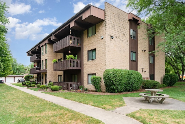 3119 Ingalls Ave Unit 3B, Joliet, IL 60435 - photo 1