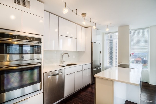 100 E Walton St Unit 22H, Chicago, IL 60611 - photo 3