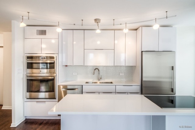 100 E Walton St Unit 22H, Chicago, IL 60611 - photo 4