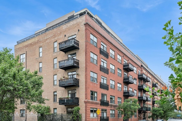 1735 W Diversey Pkwy Unit 208, Chicago, IL 60614 - photo 1
