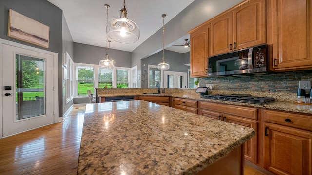 10878 Waterford Cir, Belvidere, IL 61008 - photo 40