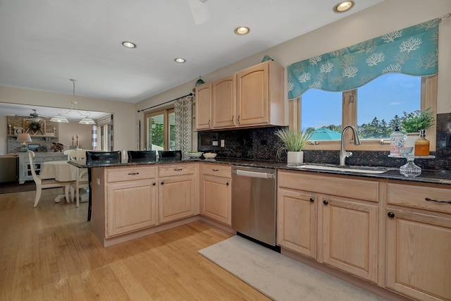2033 Westbury Dr, Woodridge, IL 60517 - photo 12