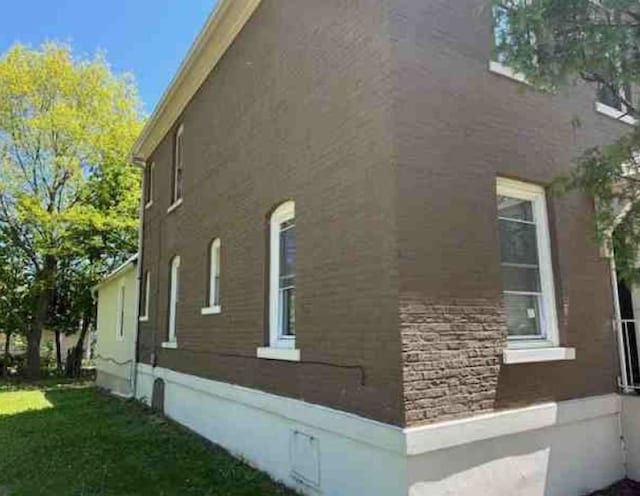 1617 Grove Ave, North Chicago, IL 60064 - photo 3
