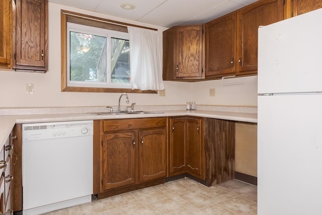 748 S Locust St, Pontiac, IL 61764 - photo 46