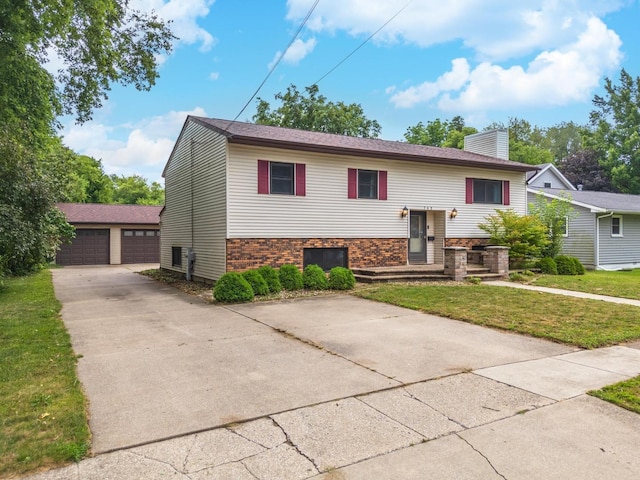748 S Locust St, Pontiac, IL 61764 - photo 6