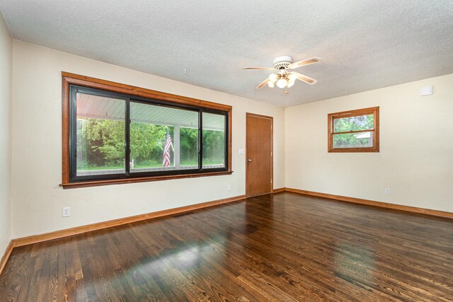 111 Georgine St, Crystal Lake, IL 60014 - photo 4