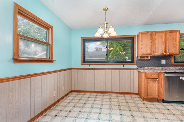 111 Georgine St, Crystal Lake, IL 60014 - photo 5