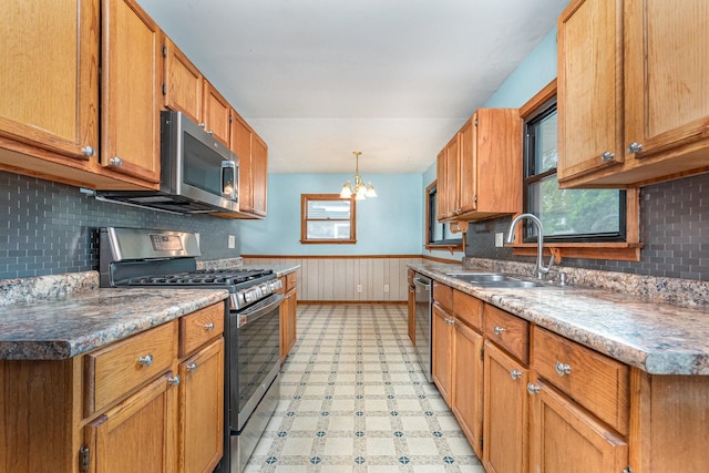 111 Georgine St, Crystal Lake, IL 60014 - photo 7