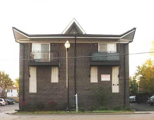 9307 W Irving Park Rd Unit 10, Schiller Park, IL 60176 - photo 1