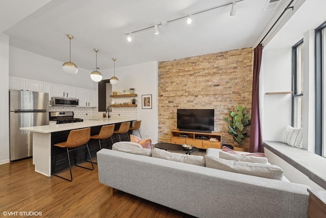 1324 W Huron St Unit 1F, Chicago, IL 60642 - photo 2