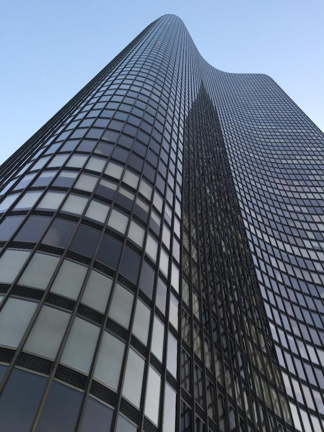 505 N Lake Shore Dr Unit Apt1006, Chicago, IL 60611 - photo 1