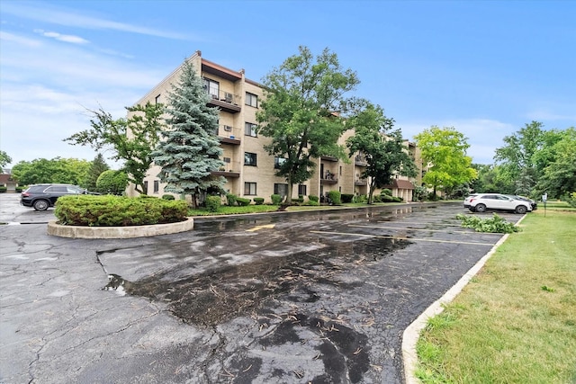 7221 Wolf Rd Unit 405B, Indian Head Park, IL 60525 - photo 2