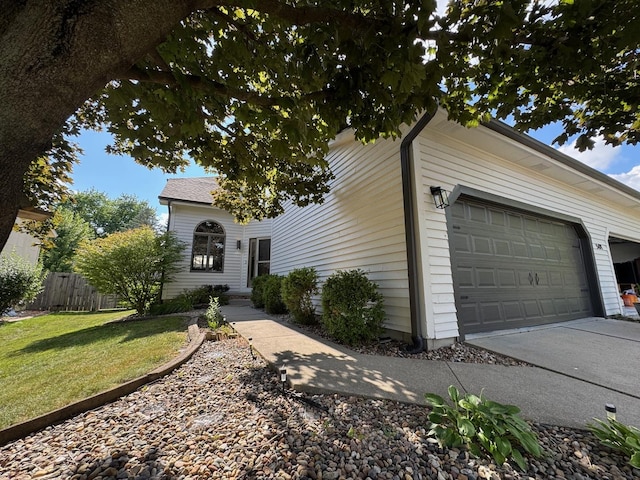 501 Cheshire Dr Unit A, Bloomington, IL 61704 - photo 1