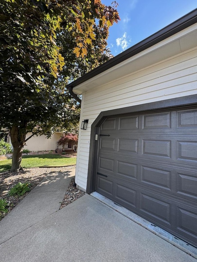 501 Cheshire Dr Unit A, Bloomington, IL 61704 - photo 4