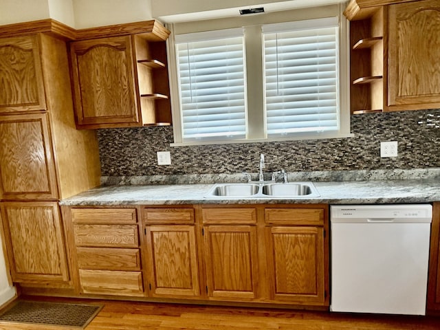 418 W Devlin St, Spring Valley, IL 61362 - photo 29