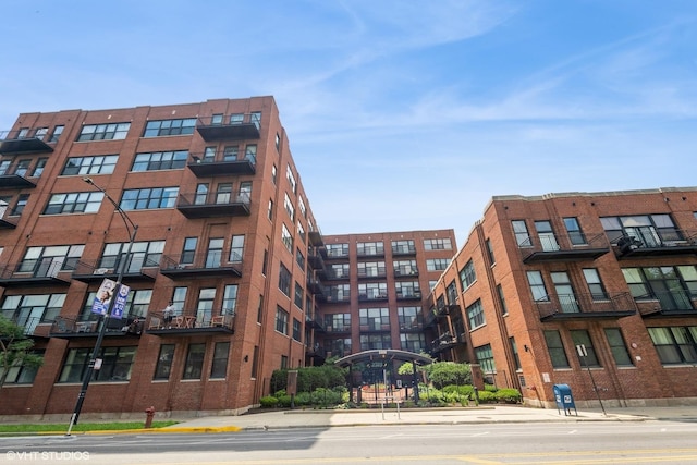 2323 W Pershing Rd Unit 611, Chicago, IL 60609 - photo 18