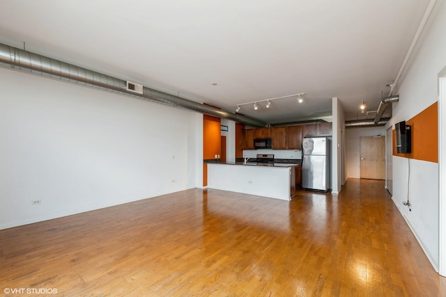 2323 W Pershing Rd Unit 611, Chicago, IL 60609 - photo 4
